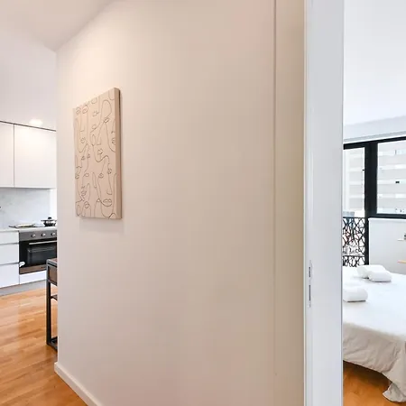 On - Constituicao 1386 * Oporto